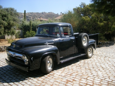 Ford F-100